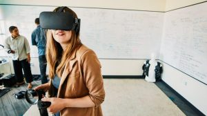 Virtual Reality in Education: How VR is Used in Immersive Learning -  FutureLearn